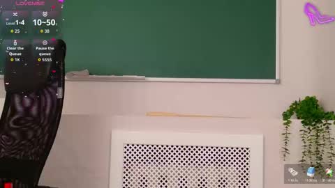 Claire online show from February 17, 3:22 pm