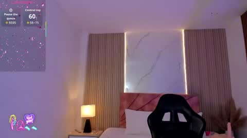 clairemillerx online show from June 1, 7:48 pm