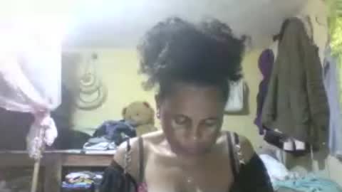 clairette9794 online show from July 23, 7:22 pm