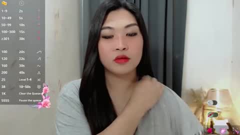 CLAIRE online show from November 11, 9:55 am