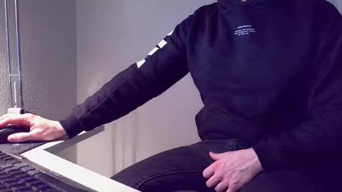 clamshive7 online show from March 21, 6:23 pm