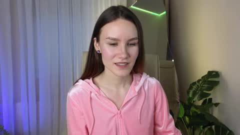 Claire online show from March 9, 9:24 am