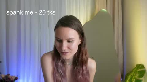 Claire online show from March 8, 3:45 pm