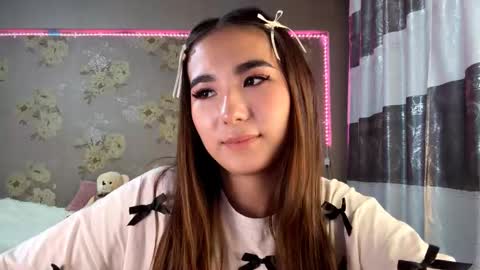 Yuna online show from November 15, 11:23 am