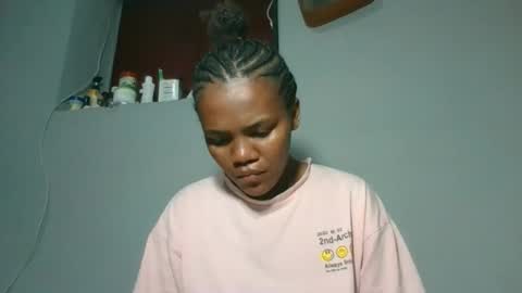 clarisse98 online show from November 19, 2:11 am