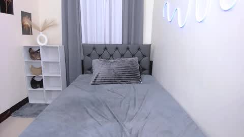 Naughty Claudia online show from February 6, 9:06 pm