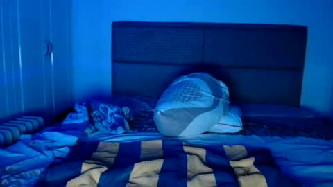 Snapshot of claudiacoxxx chatting on October 23, 7:15 pm claudiacoxxx online show from October 23, 7:15 pm