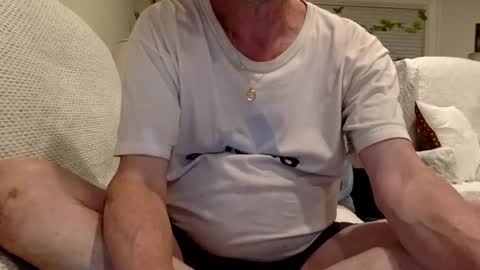 Snapshot of cleancutjake chatting on October 6, 4:52 am cleancutjake online show from October 6, 4:52 am