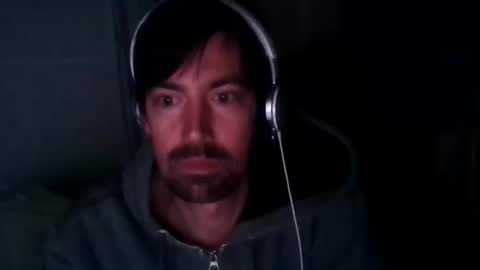 Surfer-dude online show from October 7, 12:06 am