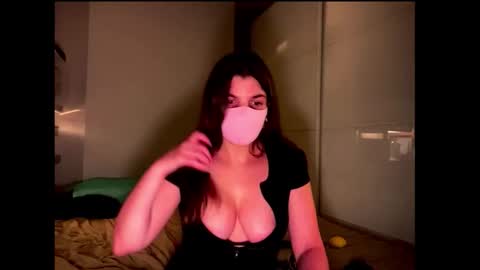 clementine75009 online show from March 14, 6:45 pm