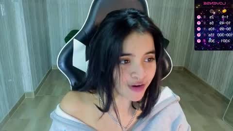 Clementine online show from November 11, 1:57 pm