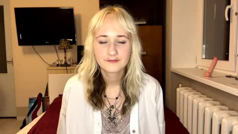 Jenny online show from October 24, 6:08 pm