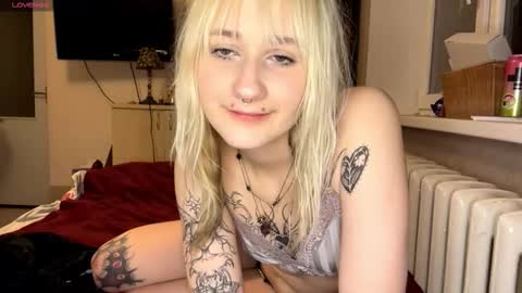 Jenny online show from December 4, 8:41 pm