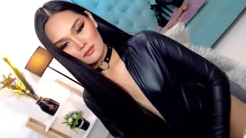 Cleo online show from October 14, 11:52 pm