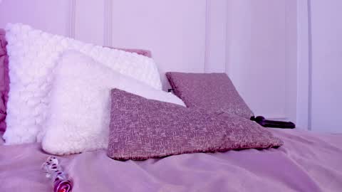 . Cleo Jhonson . online show from January 29, 7:57 am