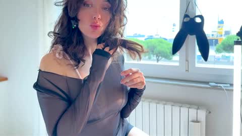 Snapshot of cleopatra_sinns chatting on October 25, 12:04 pm cleopatra_sinns online show from October 25, 12:04 pm