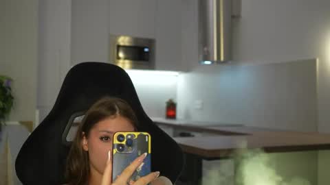 Cleo online show from February 7, 7:22 am