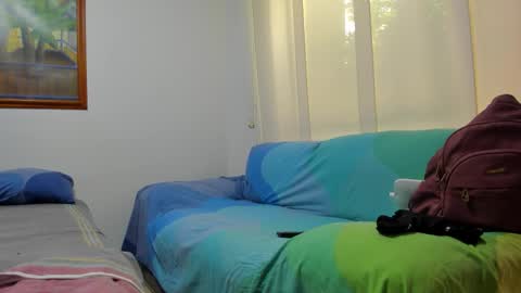 Snapshot of cleowhite_ chatting on October 20, 6:13 pm cleowhite_ online show from October 20, 6:13 pm