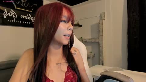 cleowhite_ online show from November 5, 12:45 am