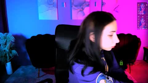 clery_shine online show from February 15, 9:41 am