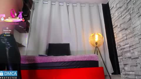 Clhoe online show from September 29, 3:05 am