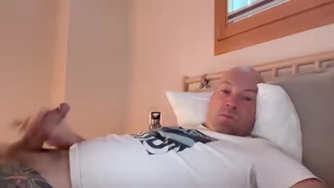 clitoliker online show from December 16, 7:48 am