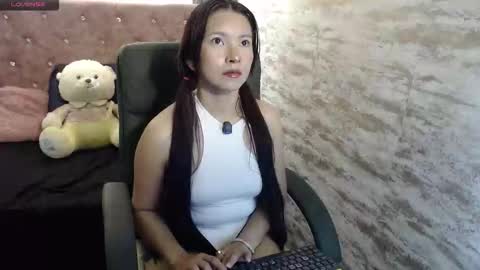 Cloe online show from December 3, 3:51 am