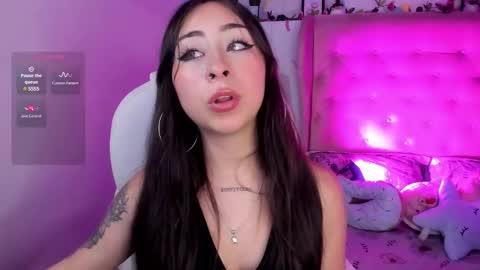 Cloe  online show from March 9, 12:00 am