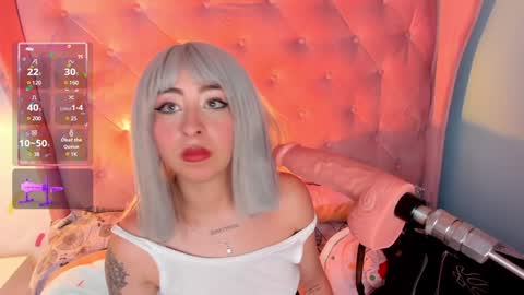 Cloe  online show from February 8, 7:05 pm