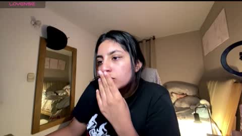 cloe small online show from September 11, 7:53 am