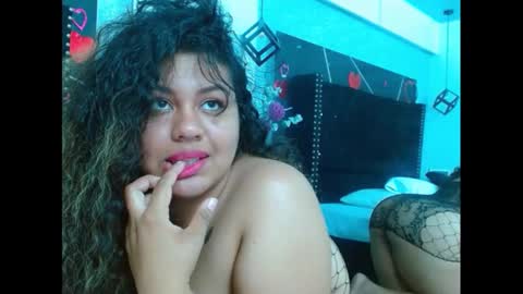 Snapshot of cloestron chatting on September 23, 12:32 pm Cloe Stron online show from September 23, 12:32 pm