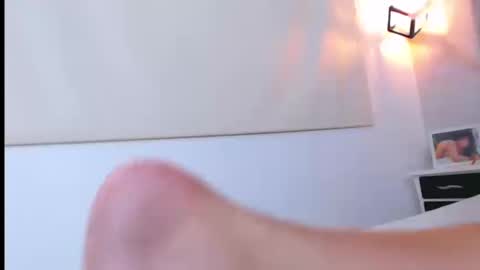 Snapshot of cloestron chatting on October 20, 3:50 pm Cloe Stron online show from October 20, 3:50 pm