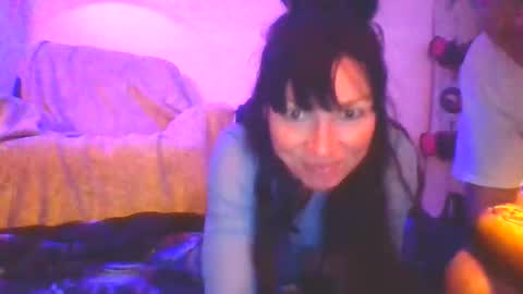 cloudy2025 online show from February 2, 4:42 am