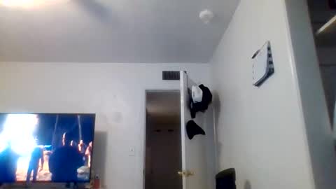 tallhungandcloudy online show from March 29, 11:12 am