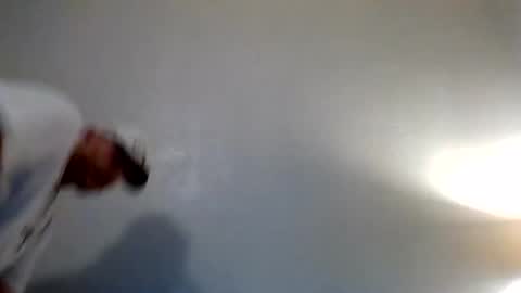 tallhungandcloudy online show from March 8, 2:04 am