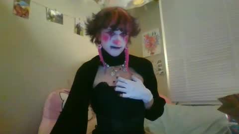 clownbambi online show from February 9, 2:49 am