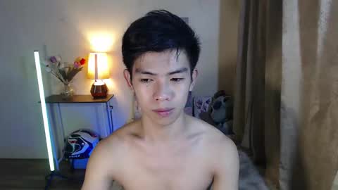 clyde_twinkx online show from February 2, 10:00 am