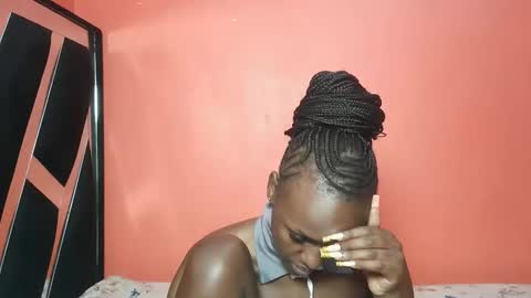 coco_pot online show from February 20, 6:59 am