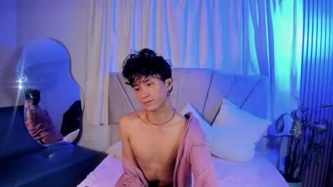 COCO online show from March 27, 3:45 am