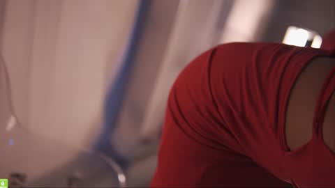 Coconutcatin online show from December 19, 1:29 pm