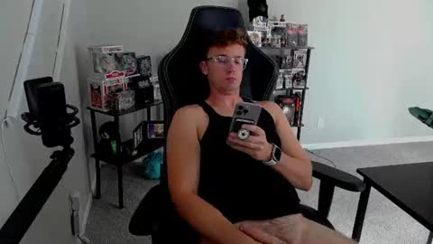 codyt1016 online show from September 29, 6:07 pm