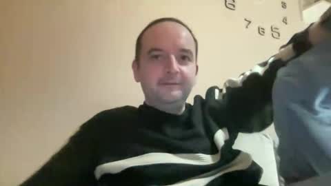 colambus83 online show from February 2, 6:48 pm