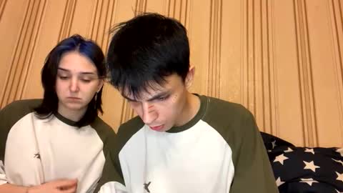 cold_pie14 online show from May 22, 5:42 pm