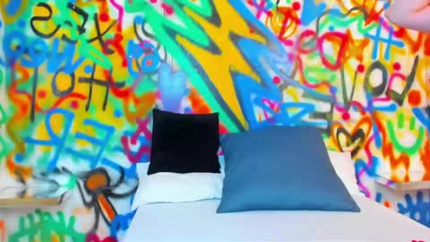 valentina online show from April 13, 12:31 pm