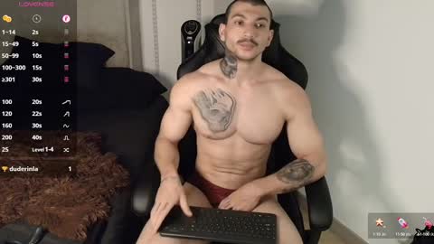 colombianmuscle8 online show from January 31, 2:37 am