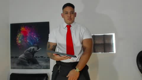 coltonmassif_ online show from February 6, 4:58 pm