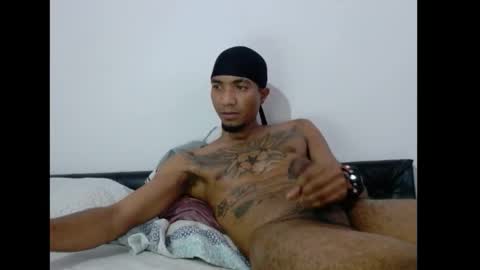 comoseria1927realg4life online show from December 5, 10:40 pm