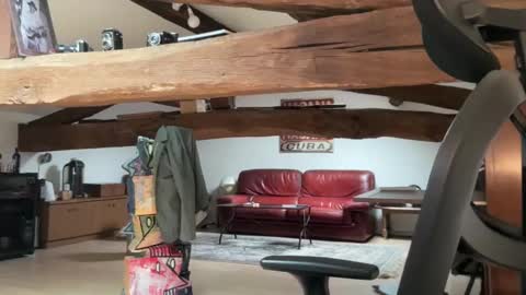 Snapshot of compay69 chatting on January 16, 9:27 am compay69 online show from January 16, 9:27 am