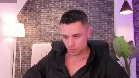 Connor Smith online show from February 9, 10:23 pm