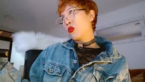 conny online show from April 4, 4:52 am